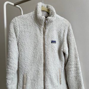 Cream colored Patagonia fuzzy zip-up
